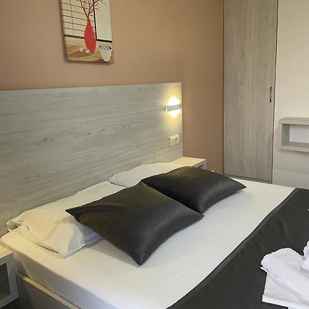 Molla Apartments 乌尔齐尼 外观 照片